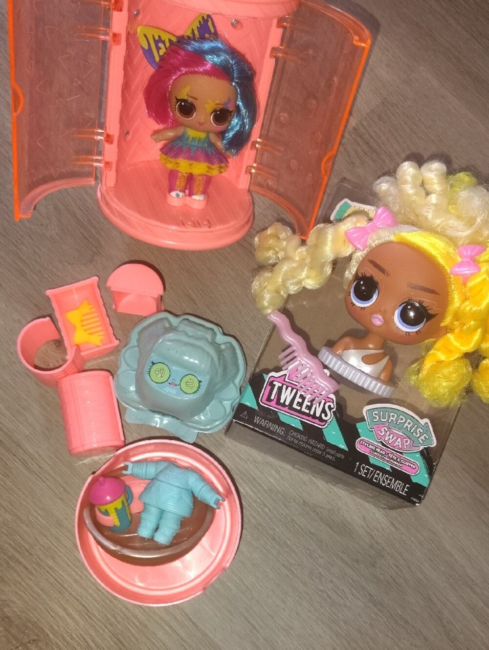 🆕Open Box L.O.L. Surprise Tweens&Hair Goals Dolls w Pink Play Case Accessories